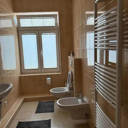 Apartment 2 Beim Restaurant Rhodos *