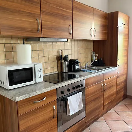 Apartment 2 Beim Restaurant Rhodos *