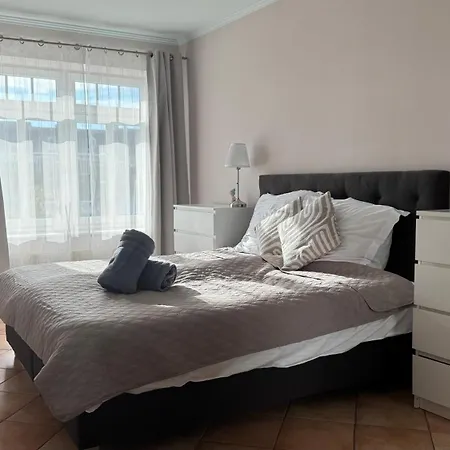 2 Beim Restaurant Rhodos شقة هايدة